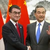 Thủ tướng Trung Quốc Lý Khắc Cường gặp Ngoại trưởng Nhật Bản Taro Kono. (Nguồn: Reuters)