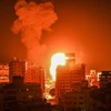 Israel không kích trả đũa các vụ thả bóng bay gây cháy từ Gaza
