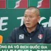 Huấn luyện viên Chu Đình Nghiêm giúp Câu lạc bộ Hải Phòng 'phá dớp' toàn thua trước Hà Nội FC tại Sân Hàng Đẫy. (Ảnh: Việt Anh/Vietnam+)