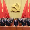 Tổng Bí thư, Chủ tịch Trung Quốc Tập Cận Bình (giữa, phía trước) tại phiên bế mạc Đại hội XIX Đảng Cộng sản Trung Quốc tại Bắc Kinh ngày 24/10. (Nguồn: THX/TTXVN)