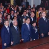 Ông Lê Hoài Trung - Bí thư Trung ương Đảng, Trưởng Ban Đối ngoại Trung ương với các đại biểu dự buổi lễ. (Ảnh: An Đăng/TTXVN)