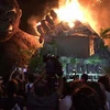[Video] Sân khấu ra mắt "Kong: Skull Island" ở TP.HCM cháy rụi