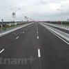 Cầu Vĩnh Tuy giai đoạn 2 đưa vào khai thác đã góp phần giảm ùn tắc và tai nạn giao thông trên tuyến. (Ảnh: Việt Hùng/Vietnam+)