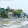 Tuyến đường từ Quốc lộ 1 tránh thành phố Ninh Bình hư hỏng nặng