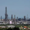 Một cơ sở lọc dầu của Tập đoàn Dầu khí quốc gia Venezuela (PDVSA) tại Puerto La Cruz, bang Anzoategui, Venezuela. (Ảnh: AFP/TTXVN)