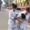 Sinh viên điều dưỡng khó thở và buồn nôn sau khi hít phải khí clo. (Nguồn: Hindustantimes)