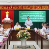Đoàn công tác Ngân hàng Chính sách xã hội làm việc với Ủy ban Nhân dân tỉnh Ninh Thuận về tình hình triển khai thực hiện Nghị quyết số 11 của Chính phủ. (Ảnh: Vietnam+) khai thực hiện Nghị quyết số 11 của Chính phủ