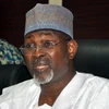 Tổng thống Nigeria bác bỏ vai trò trong việc lùi tổng tuyển cử