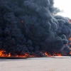 Một vụ tấn công khủng bố nhằm vào cơ sở lọc dầu ở Libya. (Ảnh: dw.com)