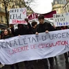 Những người biểu tình ở thủ đô Paris. (Ảnh: breakingnews.com)