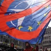 Hàng nghìn người Serbia đã tuần hành phản đối NATO và Phương Tây. (Ảnh: AFP)