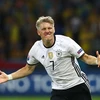 Bastian Schweinsteiger ghi bàn ấn định chiến thắng cho tuyển Đức. (Nguồn: Getty Images)