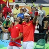 Rafael Nadal và Marc Lopez giành HCV đôi nam tại Olympic Rio 2016. (Nguồn: AP)