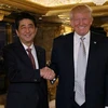 Thủ tướng Shinzo Abe gặp Tổng thống đắc cử Mỹ Donald Trump hồi giữa tháng 11 vừa qua. (Nguồn: indianexpress)