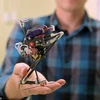 Các nhà khoa học Mỹ đã phát triển một chú robot có tên Salto. (Nguồn: Daily Mail)