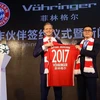 Bayern và công ty Vöhringer đã nhất trí về một thỏa thuận hợp tác kéo dài 3 năm. (Nguồn: Fcb)