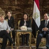 Tổng thống Ai Cập Abdel-Fattah El-Sisi (phải) và Thủ tướng Đức Angela Merkel. (Nguồn: AFP)