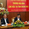 Phó Thủ tướng thường trực Trương Hòa Bình làm việc với lãnh đạo tỉnh Khánh Hòa về Đề án xây dựng Khu Kinh tế-Hành chính Bắc Vân Phong. (Ảnh: Nguyên Lý/TTXVN)