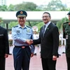Bộ trưởng quốc phòng Malaysia Hishammuddin Hussein và Phó Chủ tịch Quân ủy Trung ương Trung Quốc Hứa Kỳ Lượng đang ở thăm Malaysia. (Nguồn: Bernama)