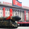 Một loại tên lửa được Triều Tiên trưng bày tại lễ diễu binh kỷ niệm 105 năm ngày sinh cố Chủ tịch Kim Nhật Thành ở Bình Nhưỡng ngày 15/4. (Nguồn: Reuters)