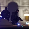 Cảnh sát Pháp có mặt tại hiện trường vụ nổ súng. (Nguồn: Reuters)