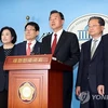 12 nghị sỹ ly khai khỏi Đảng Bareun trở lại với Đảng Hàn Quốc Tự do. (Nguồn: Yonhap)
