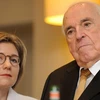 Cựu thủ tướng Đức Kohl và người vợ thứ 2 Maike Kohl-Richter hồi năm 2014. (Nguồn: dw.com)