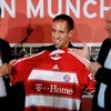 Ngày 7/6/2007 là một ngày hạnh phúc của FC Bayern khi Franck Ribéry ký hợp đồng và chuyển đến thi đấu cho câu lạc bộ.