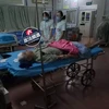 Người chồng phải nhập viện sau khi bị nhóm côn đồ đánh. (Nguồn: shanghaiist.com)