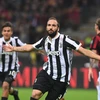 Cận cảnh Higuain tỏa sáng giúp Juventus đánh bại AC Milan