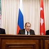 Ngoại trưởng 3 nước Nga (giữa), Thổ Nhĩ Kỳ (phải) và Iran trong một cuộc gặp. (Nguồn: PressTV)