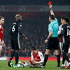 Pogba nhận thẻ đỏ trực tiếp ở trận gặp Arsenal. (Nguồn: Getty Images)