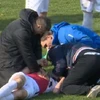 Boban được cứu chữa sau khi gục xuống sân. (Nguồn: il BiancoNero)