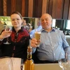 Cựu điệp viên hai mang người Nga Sergei Skripal (phải) và con gái (trái). (Nguồn: The Sun/TTXVN)