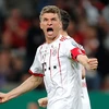 Mueller lập hat-trick vào lưới Leverkusen. (Nguồn: Reuters)