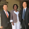 Thứ trưởng Ngoại giao Vũ Hồng Nam trong chuyến thăm và làm việc tại Cộng hòa Namibia. (Ảnh: TTXVN phát)