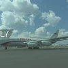 Máy bay chở Tổng thống Putin hạ cánh xuống Helsinki. (Nguồn: RT)