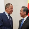 Ngoại trưởng Nga Sergei Lavrov và người đồng cấp Trung Quốc Vương Nghị. (Nguồn: Reuters)