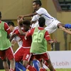 Cầu thủ Malaysia và UAE đánh nhau ngay trên sân. (Nguồn: Stadium Astro)