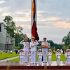 Nghi lễ thượng cờ rủ tại quảng trường Ba Đình, sáng 26/9/2018. (Ảnh: Minh Sơn/Vietnam+)