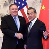 Ngoại trưởng Mỹ Mike Pompeo và Ngoại trưởng Trung Quốc Vương Nghị. (Nguồn: Reuters)