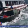 [Video] Cận cảnh vấn nạn đeo bám tàu du lịch trên Vịnh Hạ Long