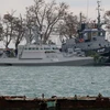Tàu hải quân Ukraine bị bắt giữ tại cảng Kerch, Crimea, Nga ngày 26/11/2018. (Ảnh: AFP/TTXVN)