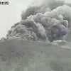 Núi lửa Shindake phun trào. (Nguồn: AFP)
