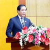 Phó Chủ tịch Ủy ban Nhân dân tỉnh Lạng Sơn nhiệm kỳ 2016-2021, Dương Xuân Huyên phát biểu nhận chức. (Ảnh: Thái Thuần/TTXVN)