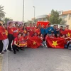 CĐV Việt Nam 'nhuộm đỏ' Dubai, tiếp lửa cho đội tuyển Việt Nam