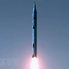 Vụ thử tên lửa tầm trung đất đối đất Sejil-2 tại một địa điểm bí mật ở Iran. (Nguồn: AFP/TTXVN)