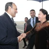 Chủ tịch Hạ viện Maroc Habib El Malki đón Chủ tịch Quốc hội Nguyễn Thị Kim Ngân tại sân bay quốc tế Rabat Salle. (Ảnh: Trọng Đức/TTXVN)