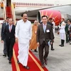 Phó Tổng thống Ấn Độ Venkaiah Naidu tại sân bay quốc tế Nội Bài. (Ảnh: TTXVN phát)