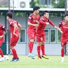Các cầu thủ tuyển Việt Nam trên sân tập. (Ảnh: Nguyên An/Vietnam+)